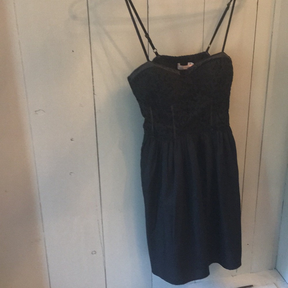 Black empire waist dress 🎉2/$40
